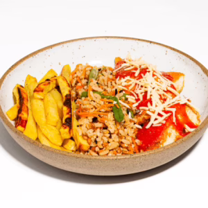 parmegiana de frango com arroz de vegetais e batata doce palito da Greentable marmita congelada